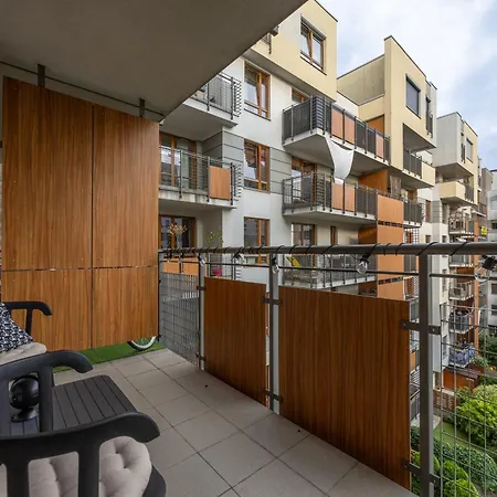 Διαμέρισμα Wola Prestige - Parking, Balcony - By Rentujemy Βαρσοβία