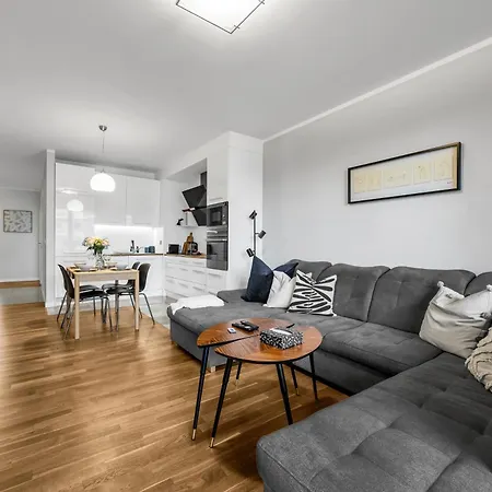 Apartment Wola Prestige - Parking, Balcony - By Rentujemy