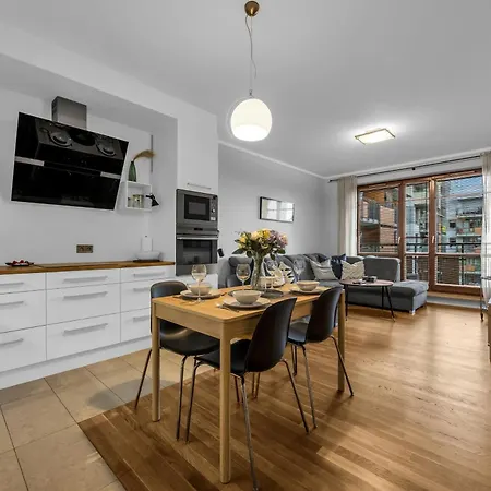 Wola Prestige - Parking, Balcony - By Rentujemy ワルシャワ