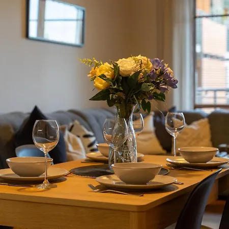 Wola Prestige - Parking, Balcony - By Rentujemy アパート ワルシャワ